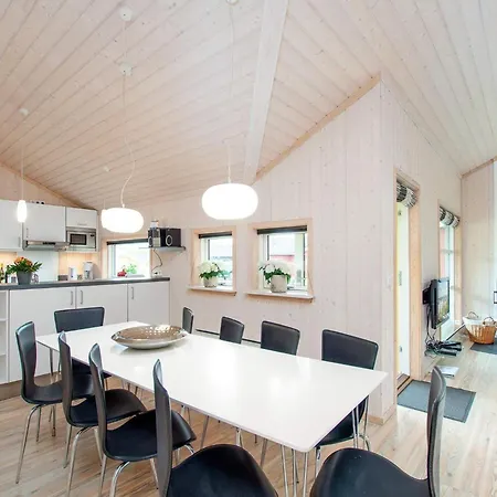 With Private Sauna For Großenbrode